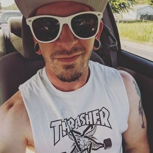 Meet your Posher, Leo